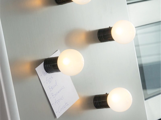 Μαγνήτης με μπάλα με θερμό LED, 4,5cm