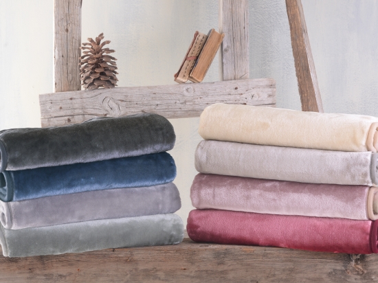 Velour μπεζ βελουτέ κουβέρτα 220x240 εκ