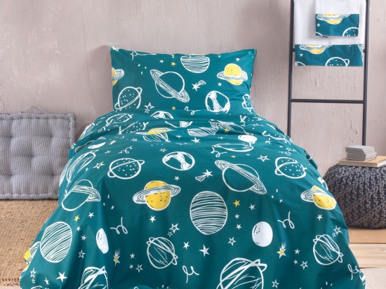 Saturn παιδικό βαμβακερό κουβερλί σε πετρόλ απόχρωση με πλανήτες και μια μαξιλαροθήκη 160x240 εκ