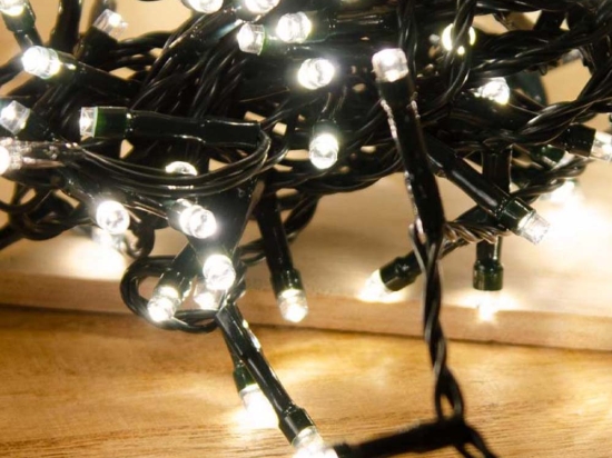 1500 Led λαμπάκια IP44 με 8 προγράμματα πράσινο καλώδιο και soft white φως 30 μ
