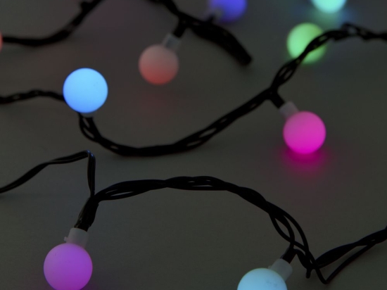 40 Led μπάλες IP44 με επεκτεινόμενο πράσινο καλώδιο και πολύχρωμο φως 4μ