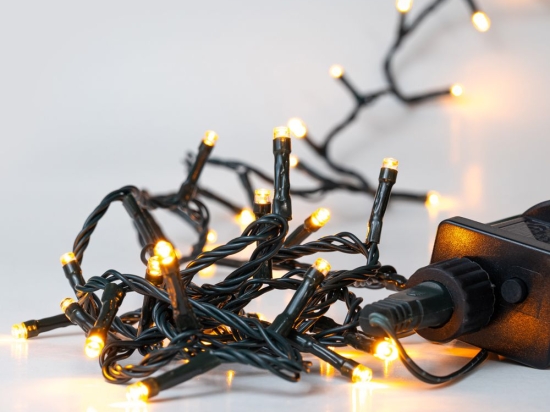 800 Led λαμπάκια IP44 με 8 προγράμματα πράσινο καλώδιο και λευκό θερμό φως 40μ