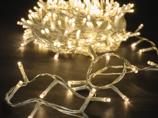 100 Led λαμπάκια IP44 με 8 προγράμματα διάφανο καλώδιο και θερμό λευκό φως 5μ