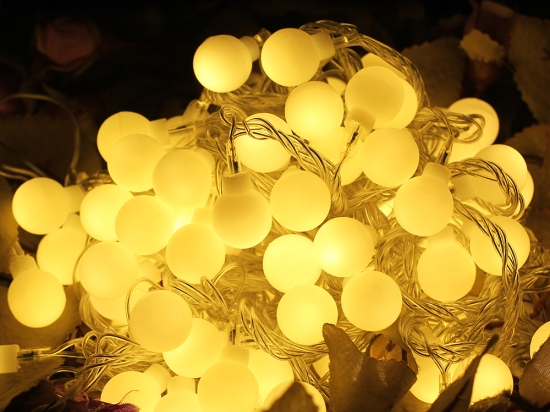 Solar 400 led λευκά λαμπάκια με διάφανο καλώδιο με 8 προγράμματα και τηλεχειριστήριο IP44 50 μέτρα