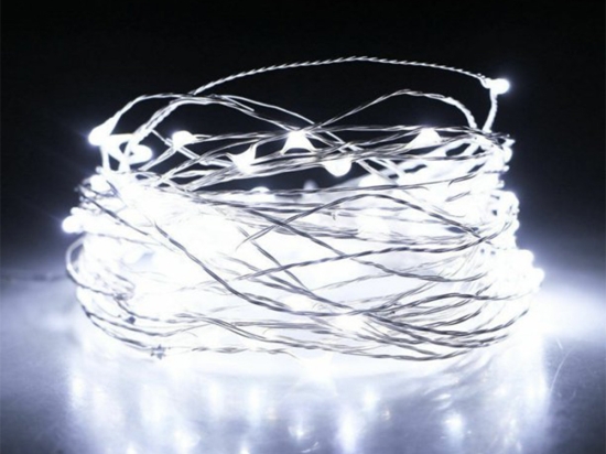 100 λαμπάκια Led μπαταρίας με ασημί καλώδιο και ψυχρό λευκό φως 10μ