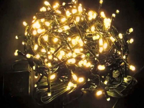 100 Led λαμπάκια IP44 με πράσινο επεκτεινόμενο καλώδιο και soft white φως 5μ