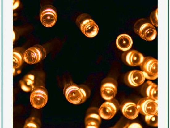 1000 Led λαμπάκια IP44 επεκτεινόμενο με πράσινο καλώδιο και fire white φως 50μ