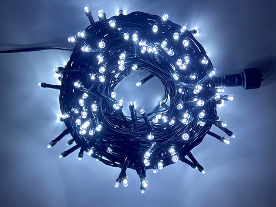300 Led λαμπάκια IP44 με 8 προγράμματα πράσινο επεκτεινόμενο καλώδιο και ψυχρό λευκό φως 15μ