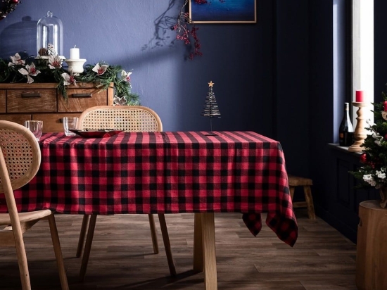 Τραπεζομάντηλο Χριστουγεννιάτικο 520 Red-Black Gofis Home 135X180cm