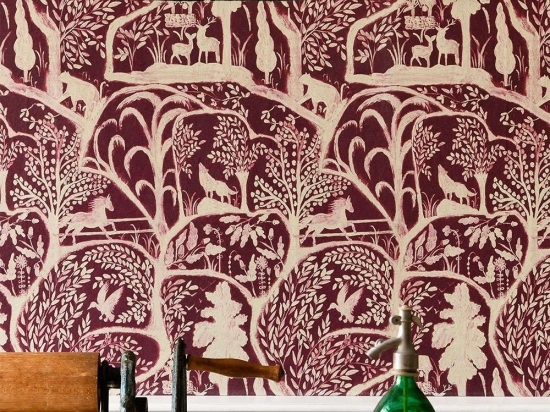 Ταπετσαρία The Enchanted Woodland WP20550 Bordeaux MindTheGap 52x300cm
