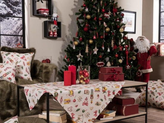 Τραπεζοκαρέ Χριστουγεννιάτικο Kasel Multi Teoran 135X135cm