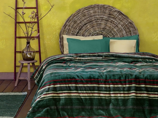 Κουβέρτα Βελουτέ Tinsel Green-Red Nima Υπέρδιπλο 220x240cm Πολυέστερ
