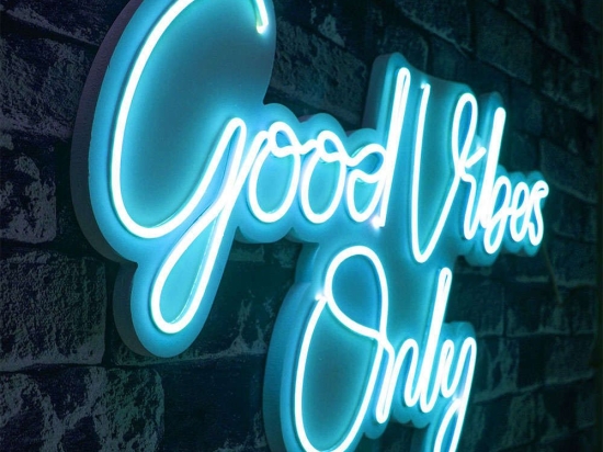Διακοσμητικό Φωτιστικό Τοίχου Good Vibes Only 395NGR2121 62x2x37cm Led 25,7W Blue Wallity