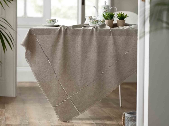 Τραπεζομάντηλο 382 13 Brown Gofis Home 135X135cm Πολυέστερ
