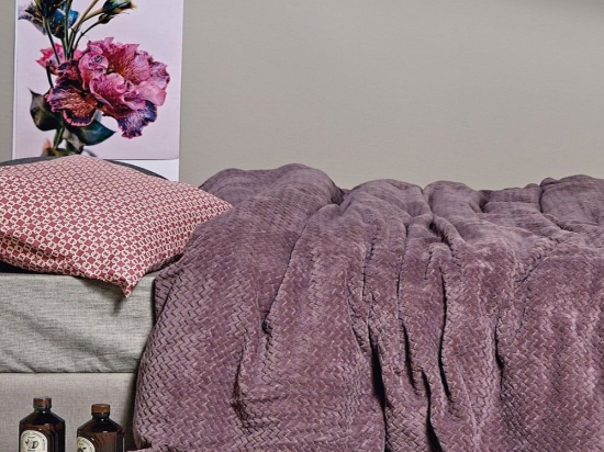Κουβέρτα Stanley 35 Plum Kentia King Size 260x240cm Πολυέστερ