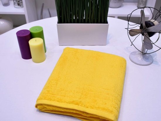 Πετσέτα Σώματος Μονόχρωμη Yellow Nima Σώματος 90x145cm 100% Βαμβάκι