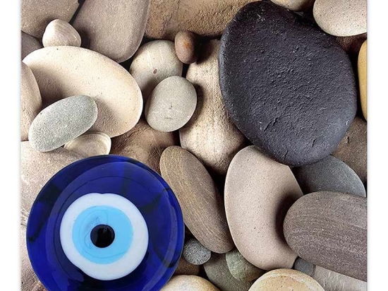 ΠΙΝΑΚΑΣ ΣΕ ΚΑΜΒΑ "EVIL EYE BEADS AND STONES" MEGAPAP ΨΗΦΙΑΚΗΣ ΕΚΤΥΠΩΣΗΣ 50X50X3ΕΚ.