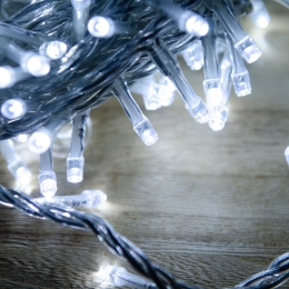 200 Led λαμπάκια IP44 με επεκτεινόμενο διάφανο καλώδιο και ψυχρό λευκό φως 10μ