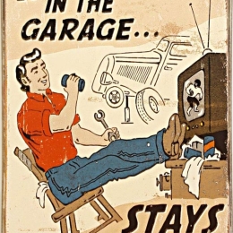 Πίνακας χειροποίητος what happens in the garage 20x30 εκ