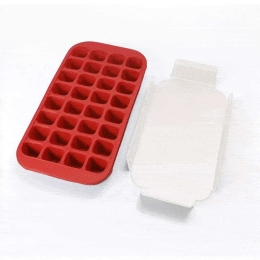 Παγοθήκη Με Καπάκι Για 32 Παγάκια 0620100R01C050 768ml Red Lékué Πολυπροπυλένιο