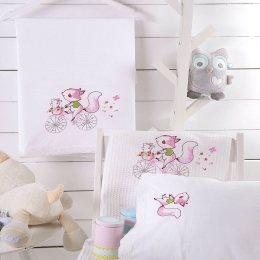 Κουβέρτα Βρεφική Πικέ Με Κέντημα Clunny Pink Ρυθμός Αγκαλιάς 80x90cm 100% Βαμβάκι